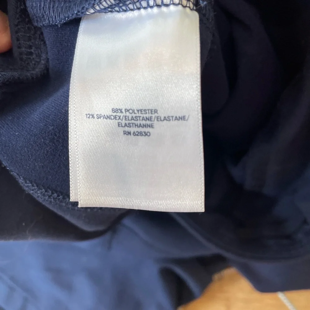 Lands' End Women's Active 5 Pocket Shorts Size L 14-16 - Picture 3 of 8